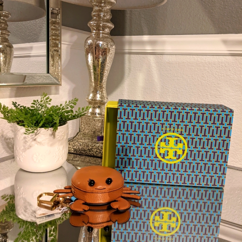Tory Burch Carl the crab keychain coin purse